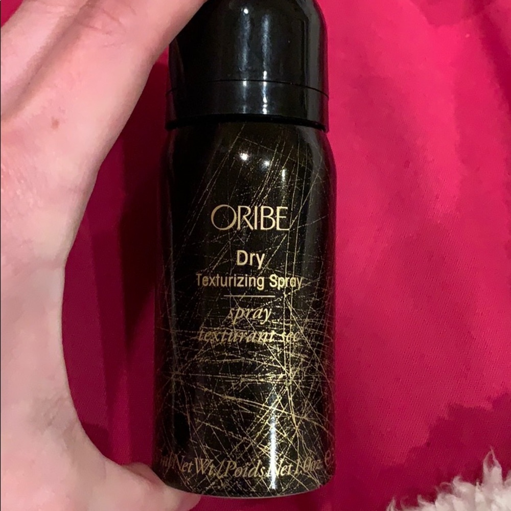 Texturizing spray